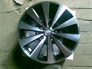 1600 X 1200 293.2 Kb    R15