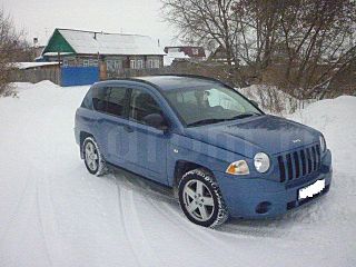 640 X 480 62.2 Kb   Jeep.  