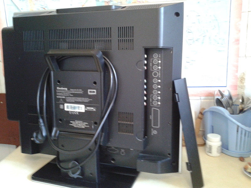 1920 X 1440 450.3 Kb 1920 X 1440 540.1 Kb 1920 X 1440 426.4 Kb  20' LCD + DVD   