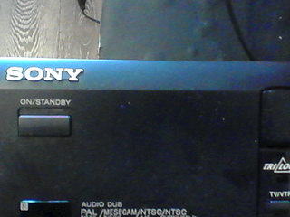 1600 X 1200 311.4 Kb 1600 X 1200 305.8 Kb  'Sony'