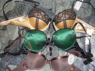 318 x 239 1152 X 1536 935.6 Kb 1152 X 1536 718.2 Kb 1152 X 1536 928.2 Kb 1920 X 2560 872.7 Kb     !   !