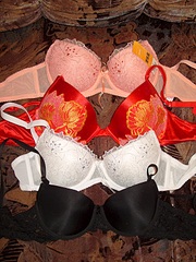 1152 X 1536 935.6 Kb 1152 X 1536 718.2 Kb 1152 X 1536 928.2 Kb 1920 X 2560 872.7 Kb     !   !