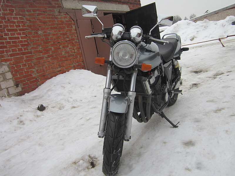 1920 X 1440 523.8 Kb 1920 X 1440 613.3 Kb Honda CB400SF Version S  