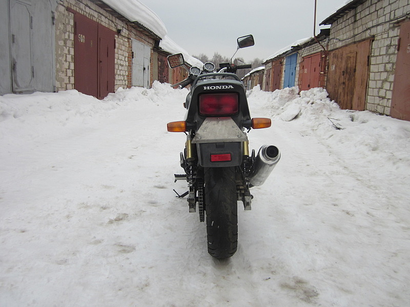 1920 X 1440 449.3 Kb Honda CB400SF Version S  