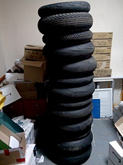 1920 X 2560 378.0 Kb Резина с трэка