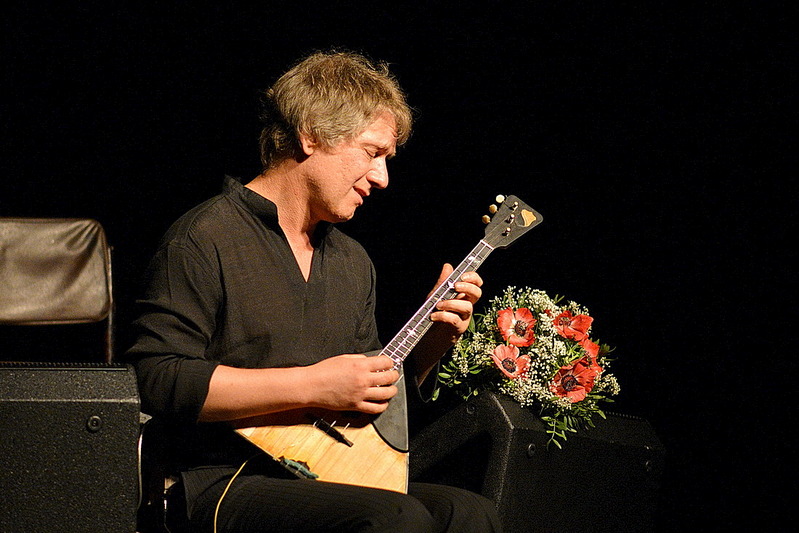 1100 X 734 299.2 Kb 13.03.14 - виртуоз балалайки АЛЕКСЕЙ АРХИПОВСКИЙ @ ФИЛАРМОНИЯ ['Свежий Воздух']