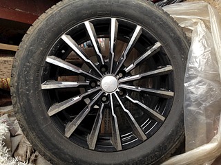 1920 X 1440 547.4 Kb    235/55 R17 