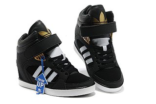 800 X 531  67.3 Kb 800 X 531  57.3 Kb  Adidas ZX, Nike Airmax, Reebok   