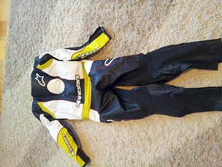 1920 X 1440 293.3 Kb 1920 X 1440 319.5 Kb   Alpinestars