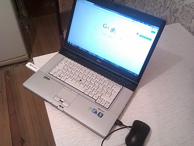 1920 X 1440 535.7 Kb ������ ����� Fujitsu-Siemens LifeBOOK e ������