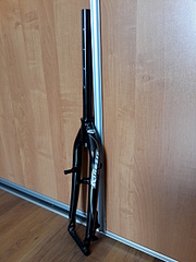 1920 X 2560 280.5 Kb   Kinesis Maxlight XLT (disc/vbrake) ()