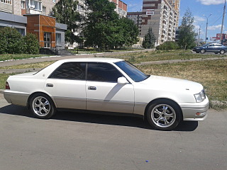 1920 X 1440 469.2 Kb Toyota Crown 1997 .