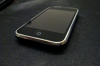 800 X 533 200.1 Kb  iPhone 3GS 8GB () 