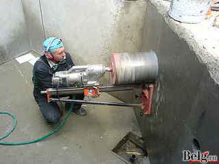 500 X 375 19.1 Kb 800 X 600 63.9 Kb Алмазное сверление отв. Алмазная резка (дверные,оконные проемы),Разрушение (демонтаж)