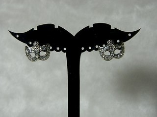 604 X 453 28.2 Kb 604 X 453 38.3 Kb  !