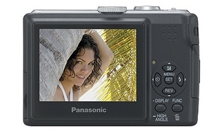 456 X 277  38.6 Kb  Panasonic Lumix DMC-LS75
