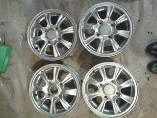 1920 X 1440 171.9 Kb 1920 X 1440 159.2 Kb  13      