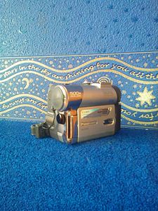 Продаю видеокамеру Panasonic