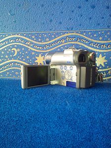 Продаю видеокамеру Panasonic