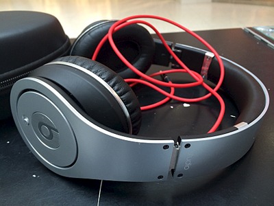 1920 X 1440 418.0 Kb Beats Studio  ( )