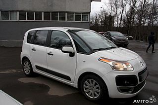 640 X 427 42.2 Kb Citroen C3 Picasso 2012 г.