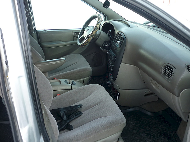 1920 X 1440 492.7 Kb 1920 X 1440 457.4 Kb Dodge Grand Caravan 2002 .