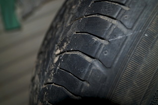 1920 X 1275 315.8 Kb 1920 X 1275 490.8 Kb   Goodyear GT2 175/65 R14 82T - 1400 .  4 .