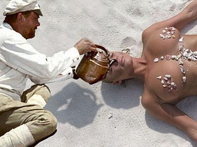 700 X 523  54.9 Kb  ?