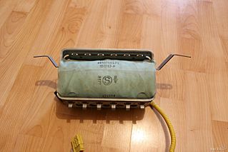 1280 X 853 117.3 Kb Toyota avensis Airbag ( )