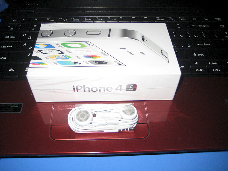 1920 X 1440 517.6 Kb    EarPhones  iPhone 4s