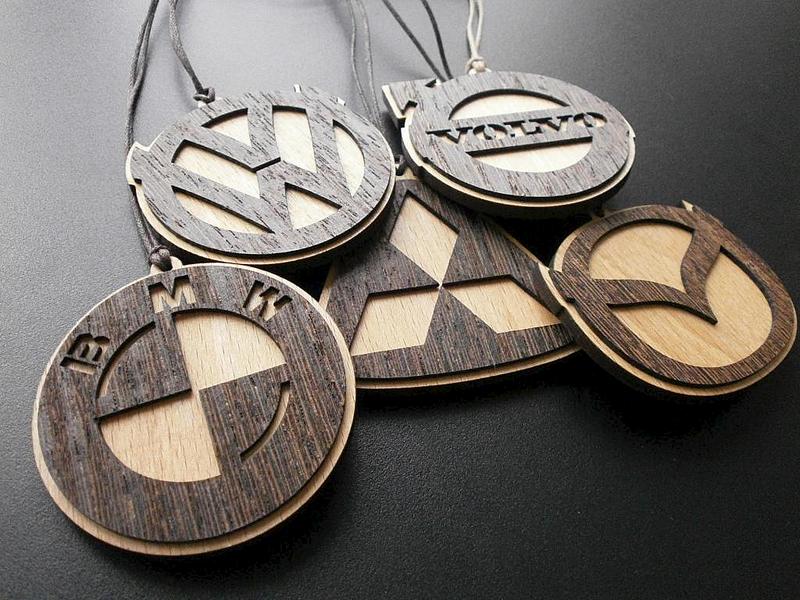 1024 X 768 138.5 Kb 1024 X 768 117.3 Kb Брелки и подвески из ценных пород дерева