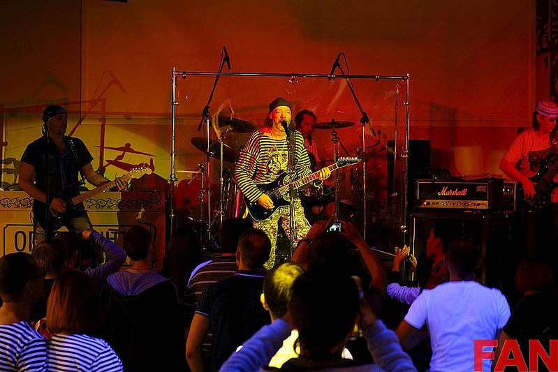 1000 X 667 252.2 Kb 1000 X 629 325.7 Kb 01.05.2014 -      @  [' ']