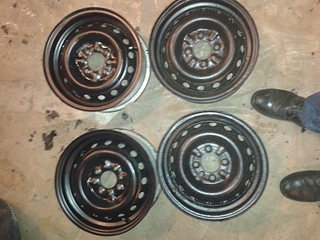 1920 X 1440 174.7 Kb     13" 