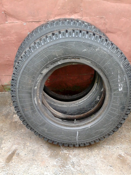 1536 X 2048 915.0 Kb 1536 X 2048 361.3 Kb Продам резину на грузовое авто R20 8.25
