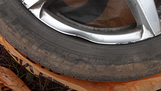 1920 X 1079 520.7 Kb  4   (2  )  2 