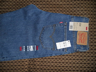 1024 X 768 242.0 Kb Продам мужские джинсы Levis , Lee