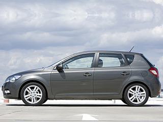 1600 X 1200 222.8 Kb Kia Ceed 2011 .