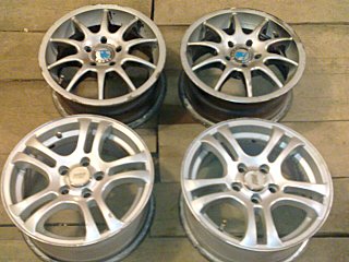 1280 X 960 216.8 Kb   /   r14 5*100