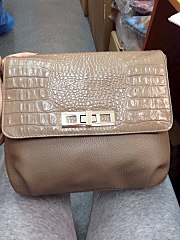 720 X 960 176.7 Kb Эксклюзив.кожаные сумки, с аппликациями. НОВИНКИ! 5-СТОП 12.05\10.00.