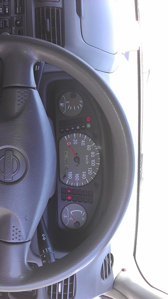 1840 X 3264 825.6 Kb Nissan Sunny 1998 . 