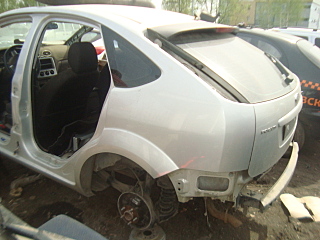 640 X 480 140.2 Kb  : Ford Focus 2  1,8 2007 ..