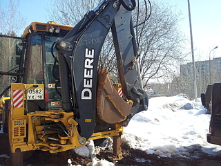 1920 X 1440 377.5 Kb  - Jonh Deere 325K