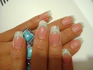 1920 X 1440 604.5 Kb    - . !