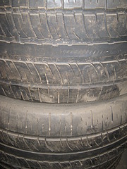 1200 X 1600 651.8 Kb 1600 X 1200 536.9 Kb 1600 X 1200 572.5 Kb 1200 X 1600 696.6 Kb   4 . 295/45- R-20 Pirelli Skorpions .  .