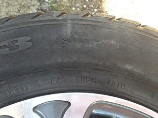 1920 X 1440 681.7 Kb     (  )