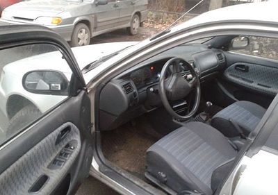 626 X 440 43.1 Kb 626 X 474 87.0 Kb 616 X 446 41.4 Kb Toyota Corolla 1997 . ,  , .