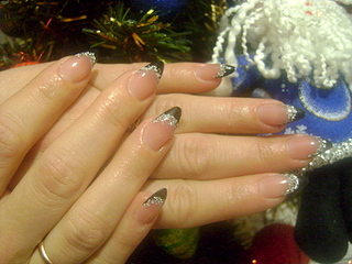 1920 X 1440 194.3 Kb    - . !