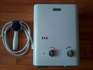 1920 X 1440 347.6 Kb  