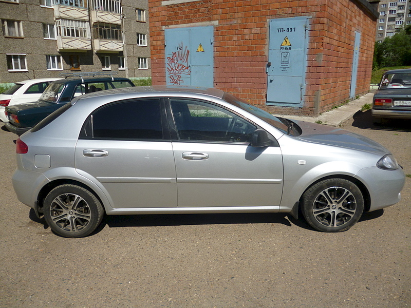 1920 X 1440 266.7 Kb Chevrolet Lacetti 2011 г. Один хозяин. Срочная продажа. Фото.