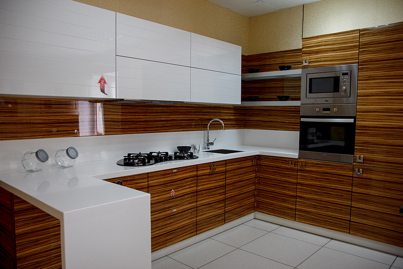 1200 X 800 236.7 Kb 1200 X 800 252.3 Kb   .